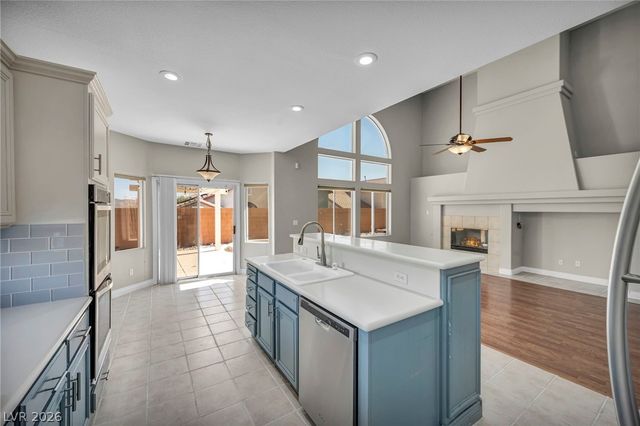 1026 Spring Pond Court, Henderson, NV 89002