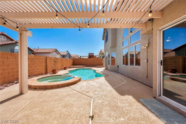 1026 Spring Pond Court, Henderson, NV 89002