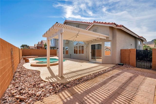 1026 Spring Pond Court, Henderson, NV 89002