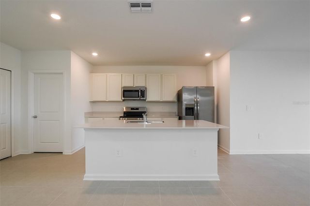 4021 OLD MILL ROAD, Haines City, FL 33844