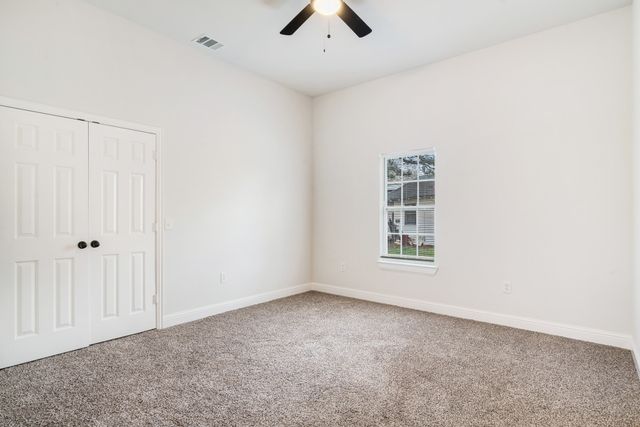 1605 Pine Bluff Street, Paris, TX 75460