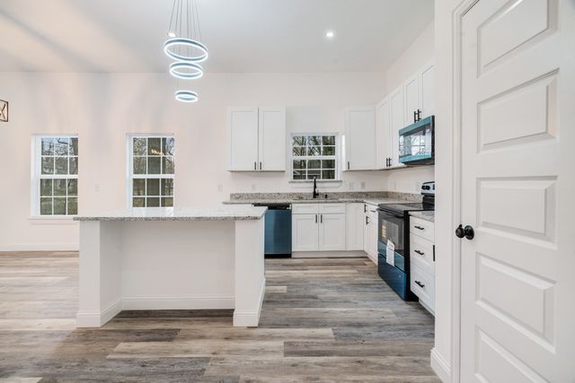 1605 Pine Bluff Street, Paris, TX 75460