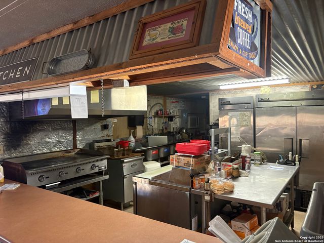 7116 Texas R 2, Del Rio, TX 78840