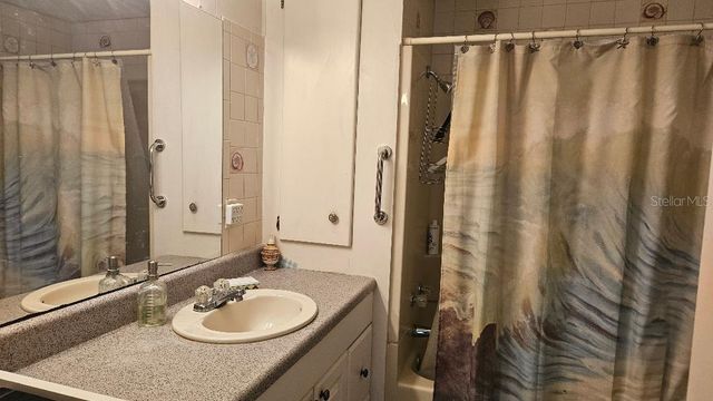 8300 SEMINOLE BOULEVARD 222, Seminole, FL 33772