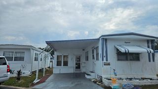 8300 SEMINOLE BOULEVARD 222, Seminole, FL 33772