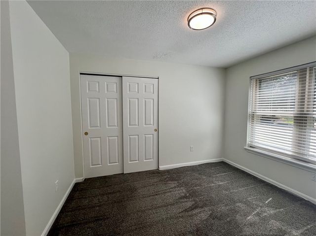 3524 West Shore Road 610, Warwick, RI 02886