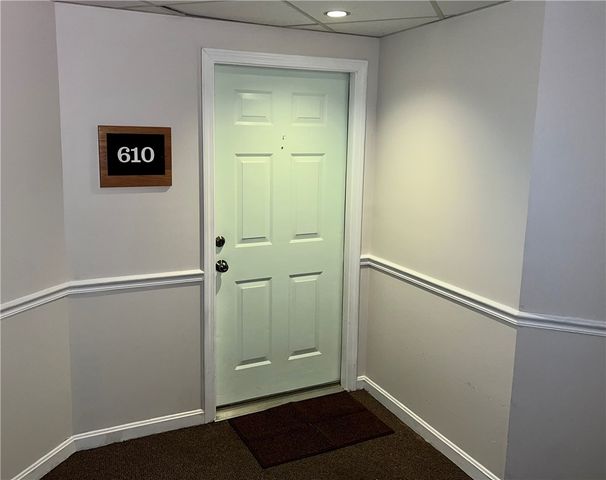 3524 West Shore Road 610, Warwick, RI 02886