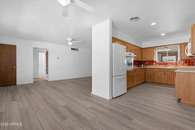 5437 E BUTTE Street, Mesa, AZ 85205