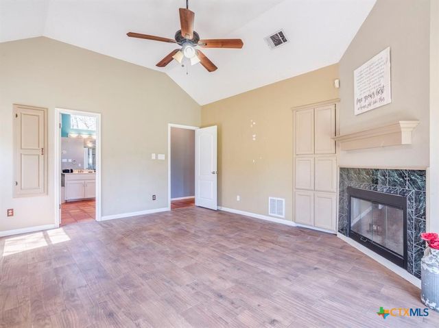 119 Briarwood Lane, Elgin, TX 78621