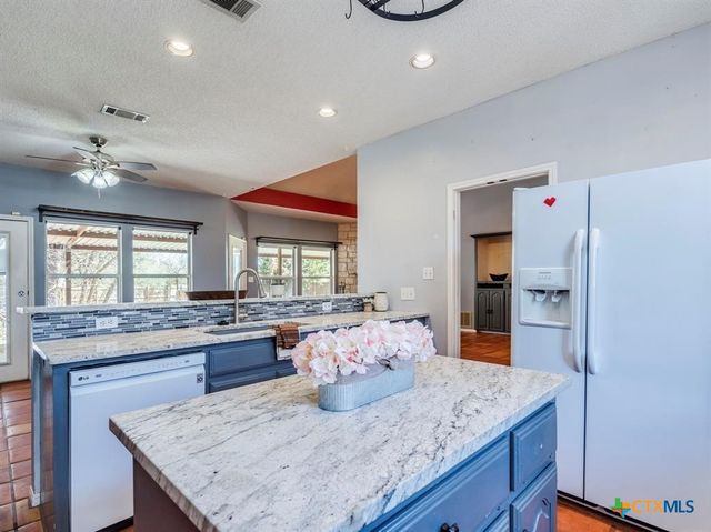 119 Briarwood Lane, Elgin, TX 78621