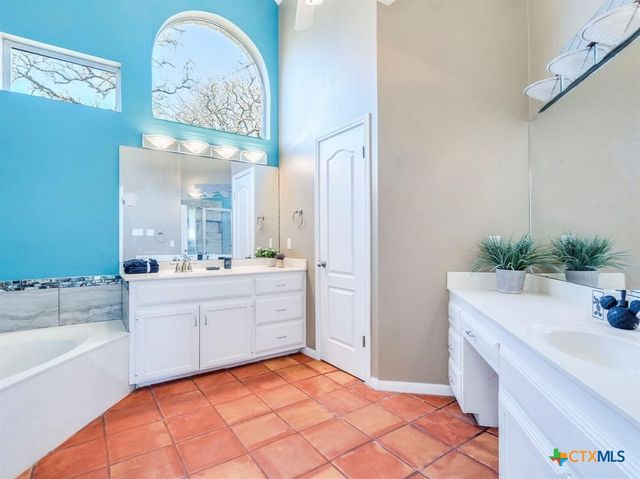 119 Briarwood Lane, Elgin, TX 78621