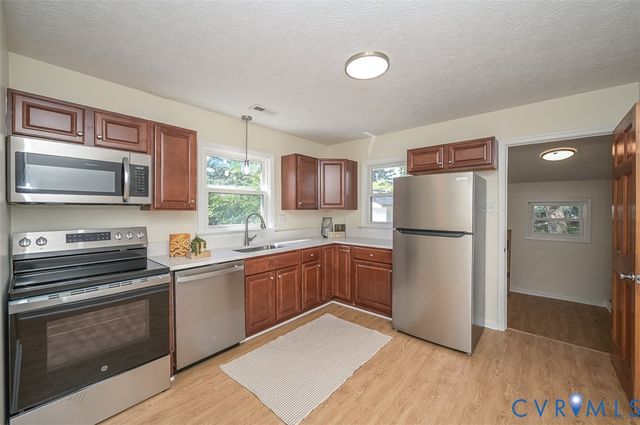 4905 Sanburne Pky, Sandston, VA 23150