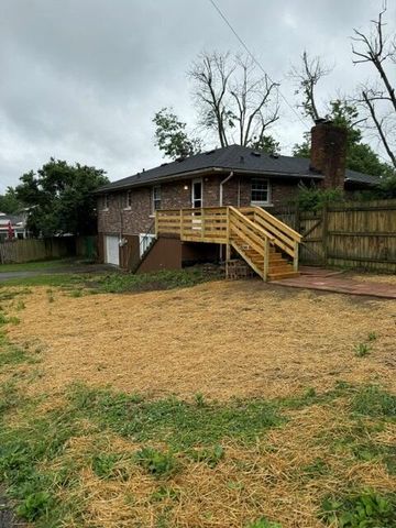 201 Wilson Downing Road, Lexington, KY 40517