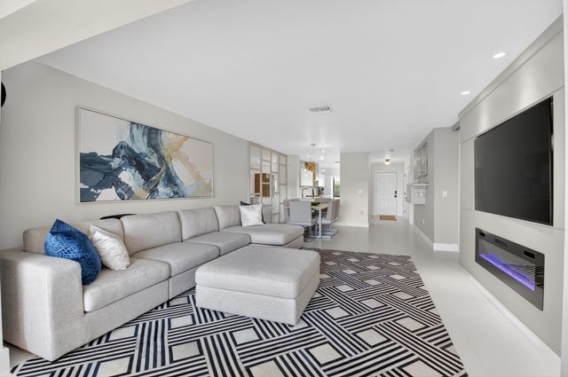 23 Southport Lane, Unit D, Boynton Beach, FL 33436