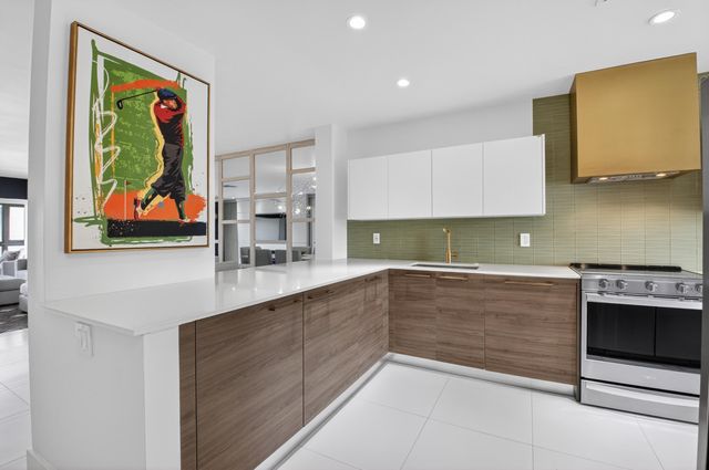 23 Southport Lane, Unit D, Boynton Beach, FL 33436