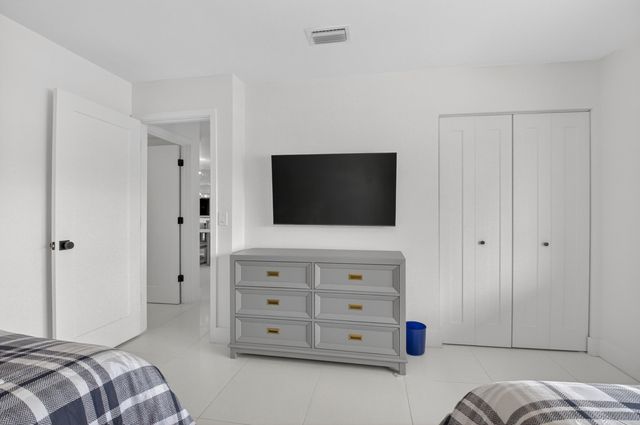 23 Southport Lane, Unit D, Boynton Beach, FL 33436