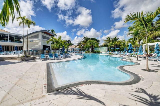 23 Southport Lane, Unit D, Boynton Beach, FL 33436