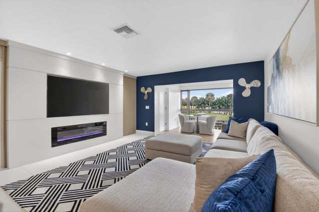 23 Southport Lane, Unit D, Boynton Beach, FL 33436