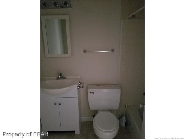 443 Shoreline Drive, Fayetteville, NC 28311