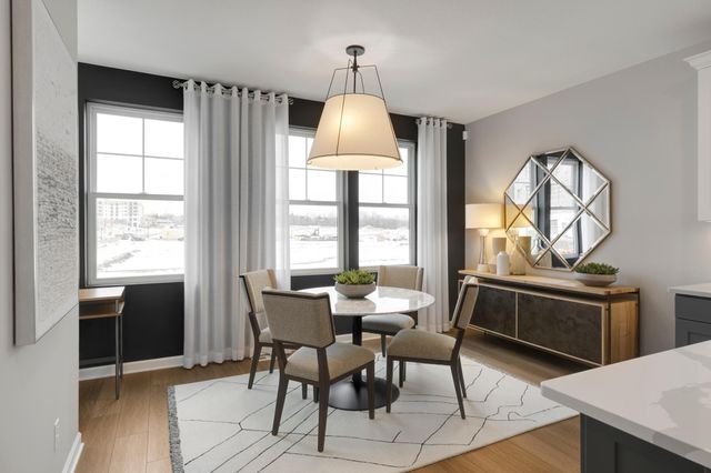 848 Woodlawn Avenue, Saint Paul, MN 55116