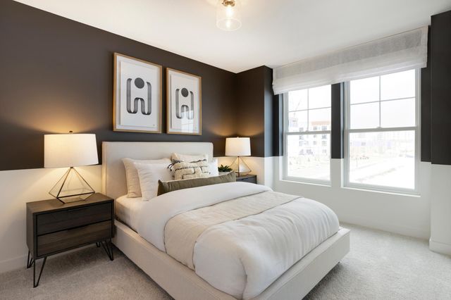 848 Woodlawn Avenue, Saint Paul, MN 55116