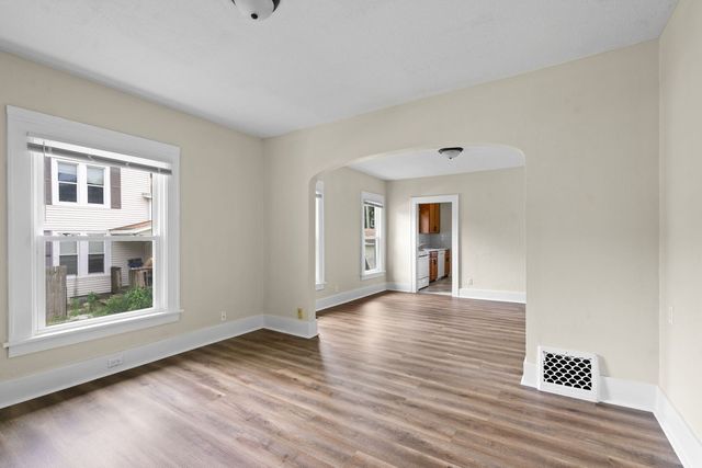 424 S Concord Street, Davenport, IA 52802