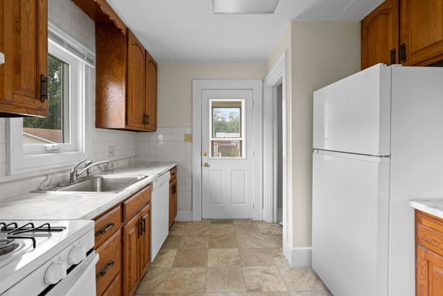 424 S Concord Street, Davenport, IA 52802
