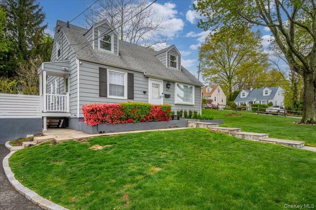 6 Cantitoe Road, Yonkers, NY 10710