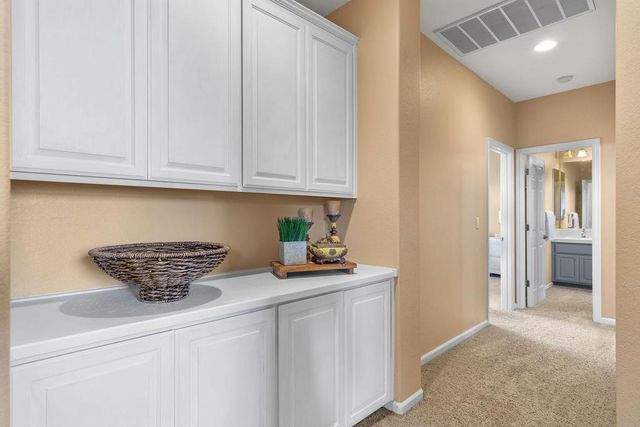 2104 Huxley Way, Modesto, CA 95356