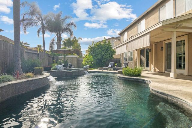 2104 Huxley Way, Modesto, CA 95356