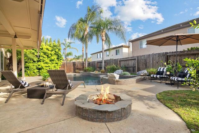 2104 Huxley Way, Modesto, CA 95356