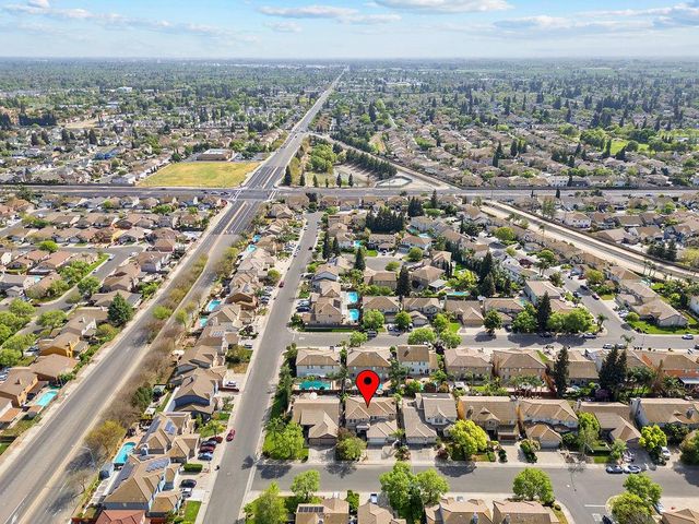 2104 Huxley Way, Modesto, CA 95356