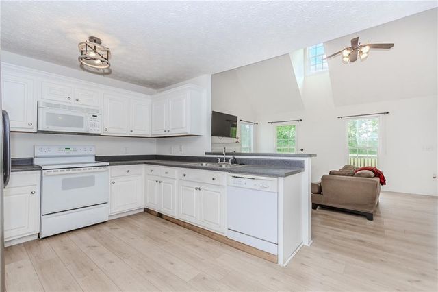 582 B Whitfield Road, Jefferson, GA 30549