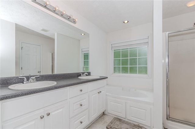 582 B Whitfield Road, Jefferson, GA 30549