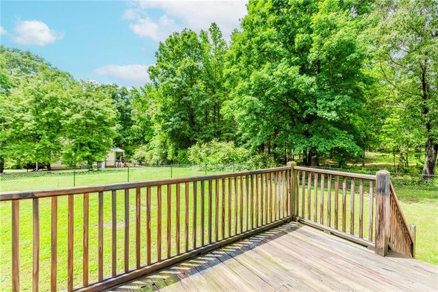 582 B Whitfield Road, Jefferson, GA 30549