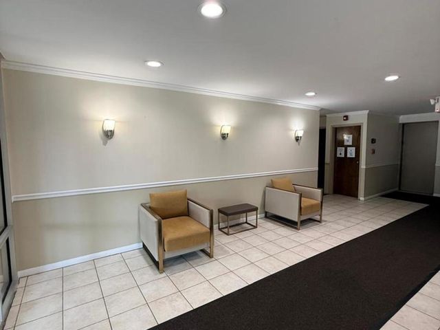 5506 Lincoln Avenue 516, Morton Grove, IL 60053