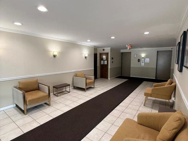 5506 Lincoln Avenue 516, Morton Grove, IL 60053