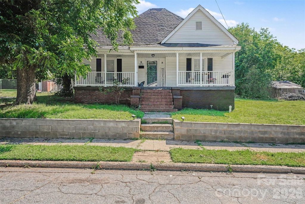 312 Vance Avenue, Salisbury, NC 28144