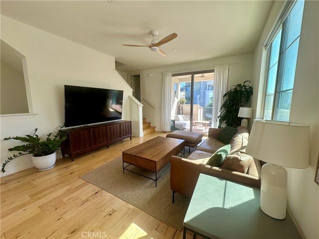 131 Episode, Irvine, CA 92618