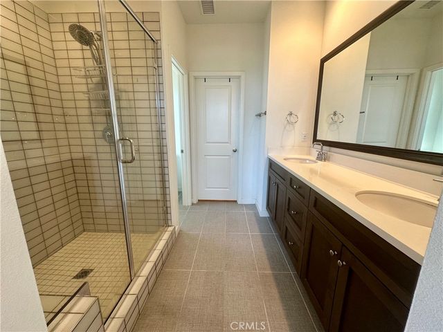 131 Episode, Irvine, CA 92618