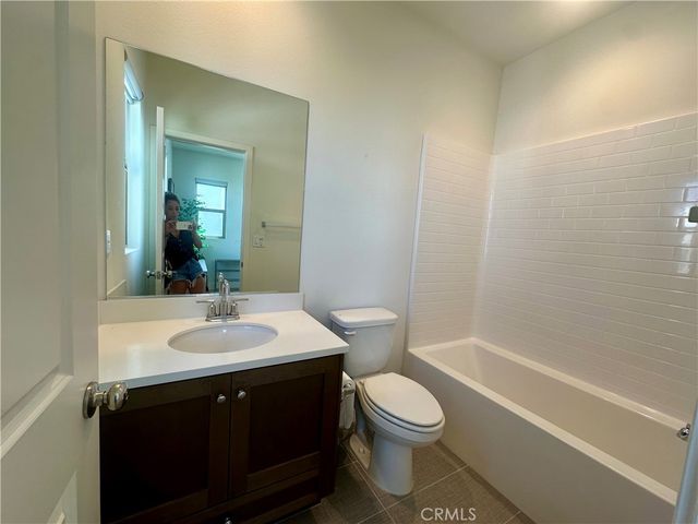 131 Episode, Irvine, CA 92618