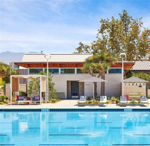 131 Episode, Irvine, CA 92618