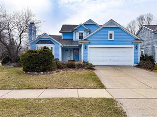 942 Linden Way, Auburn Hills, MI 48326