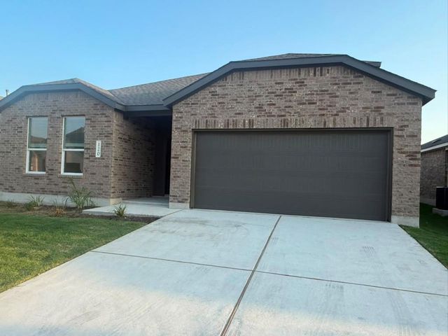 120 Brabham LOOP, Hutto, TX 78634