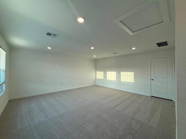 120 Brabham LOOP, Hutto, TX 78634
