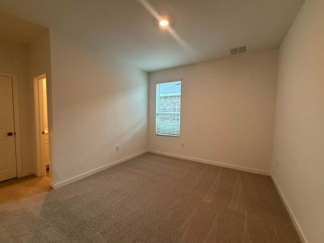 120 Brabham LOOP, Hutto, TX 78634