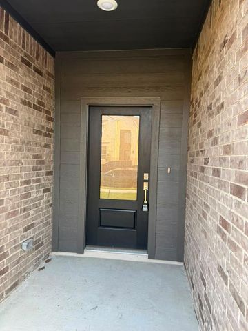 120 Brabham LOOP, Hutto, TX 78634