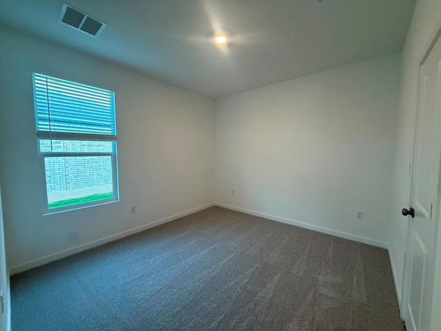120 Brabham LOOP, Hutto, TX 78634