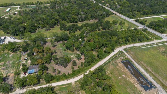 5110 Fm 517, Alvin, TX 77511