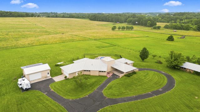 7490 E Farm Road 156, Rogersville, MO 65742